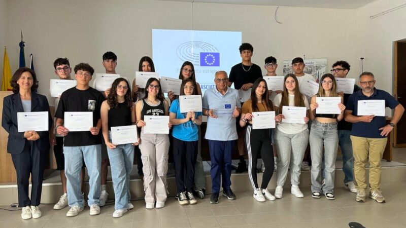 L’Istituto “Archimede” di Modica celebra la Festa dell’Europa 2025